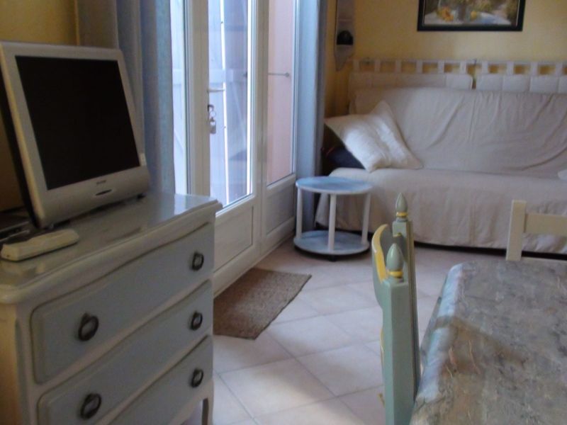 photo 9 Location entre particuliers Cavalaire-sur-Mer appartement Provence-Alpes-Cte d'Azur Var Sjour