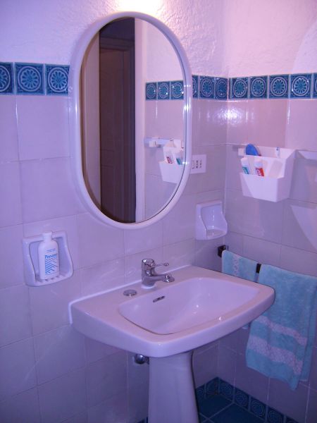 photo 13 Location entre particuliers Palau appartement Sardaigne Olbia Tempio (province de) salle de bain