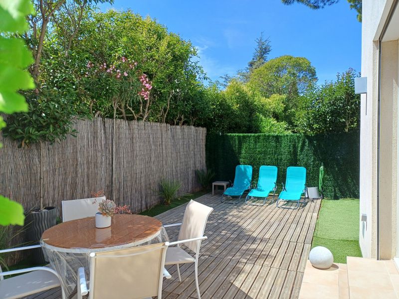 photo 29 Location entre particuliers Saint Cyr sur Mer appartement Provence-Alpes-Cte d'Azur Var Jardin