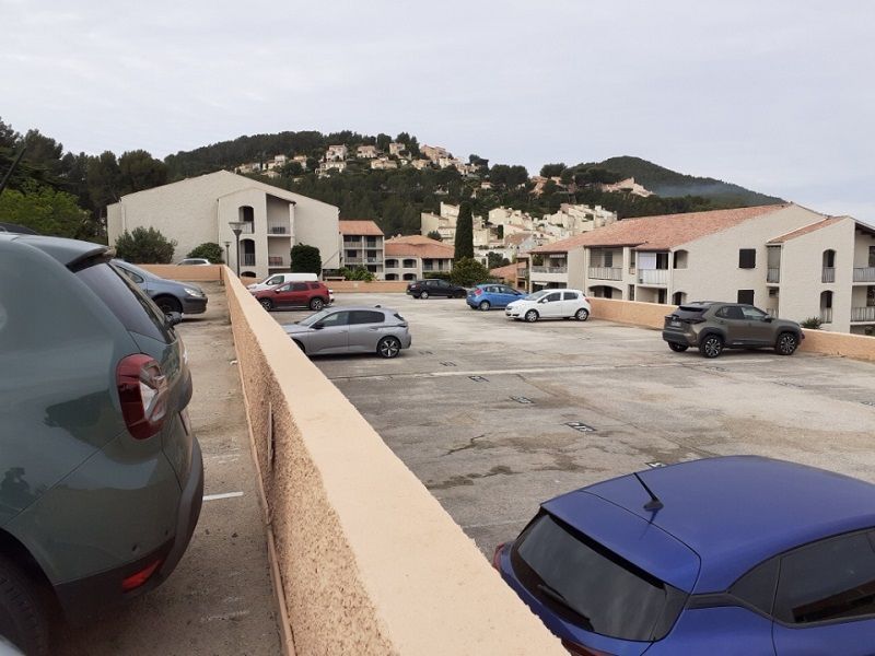 photo 8 Location entre particuliers Saint Cyr sur Mer studio Provence-Alpes-Cte d'Azur Var