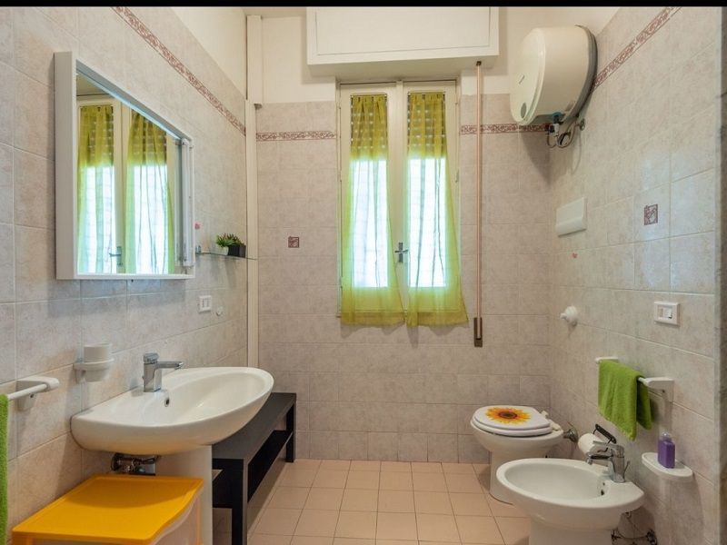 photo 20 Location entre particuliers Marina di Ragusa appartement Sicile Raguse (province de) salle de bain 1