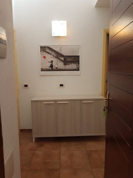 photo 14 Location entre particuliers La Caletta appartement   Couloir