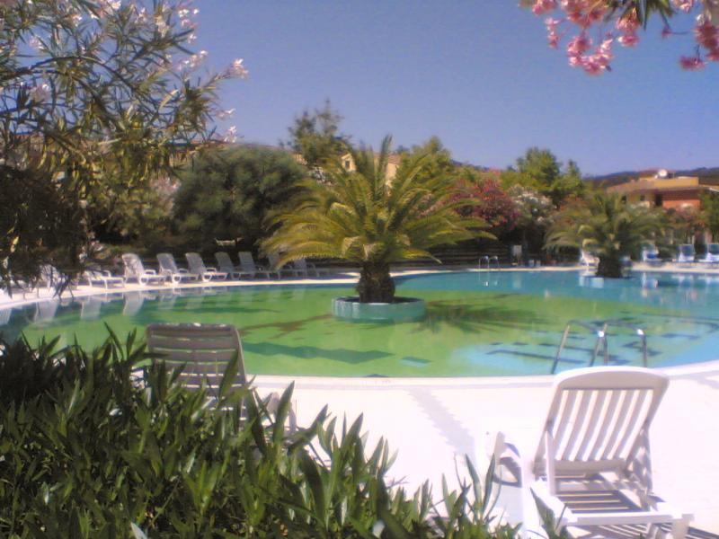 photo 15 Location entre particuliers Porto Ottiolu appartement Sardaigne Olbia Tempio (province de) Piscine