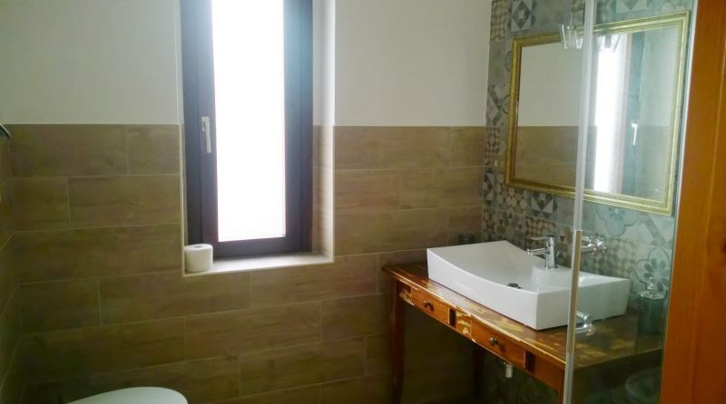 photo 12 Location entre particuliers Cala Gonone appartement Sardaigne Nuoro (province de) salle de bain