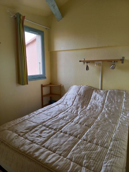 photo 4 Location entre particuliers Saint Pierre la Mer appartement Languedoc-Roussillon Aude chambre