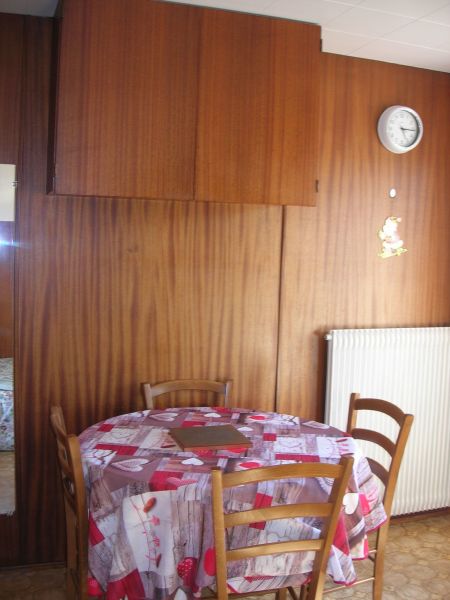 photo 4 Location entre particuliers Grardmer appartement Lorraine Vosges Coin cuisine