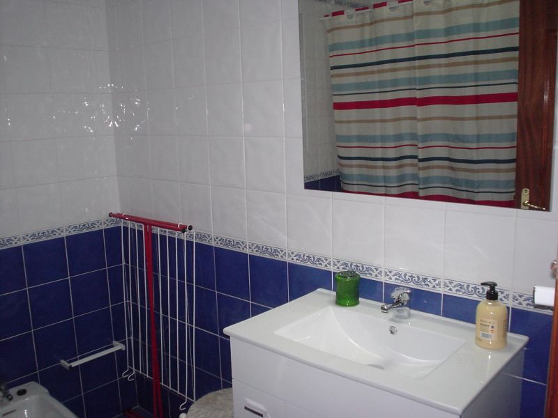 photo 12 Location entre particuliers Monte Gordo appartement Algarve  salle de bain