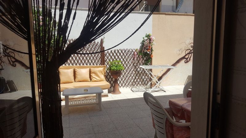 photo 8 Location entre particuliers Pescoluse appartement Pouilles Lecce (province de) Cour