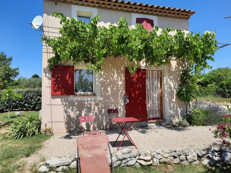 photo 17 Location entre particuliers Apt maison Provence-Alpes-Cte d'Azur Vaucluse Vue extrieure de la location
