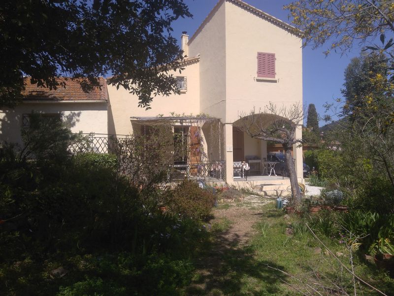 photo 0 Location entre particuliers Le Pradet maison Provence-Alpes-Cte d'Azur Var Vue extrieure de la location