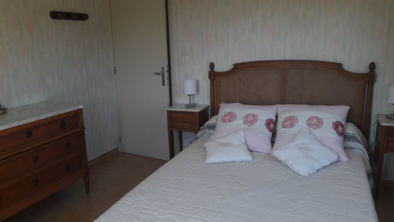 photo 12 Location entre particuliers Le Pradet maison Provence-Alpes-Cte d'Azur Var chambre 2