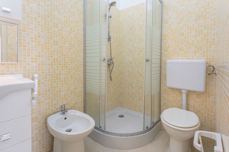 photo 20 Location entre particuliers Lido Marini appartement Pouilles Lecce (province de) salle de bain