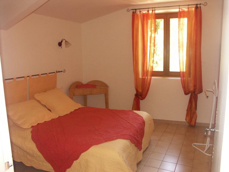 photo 18 Location entre particuliers Nyons maison Rhne-Alpes Drme chambre 3