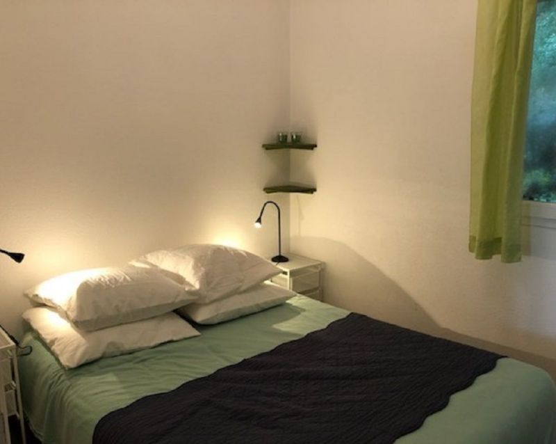 photo 4 Location entre particuliers Bandol appartement Provence-Alpes-Cte d'Azur Var chambre