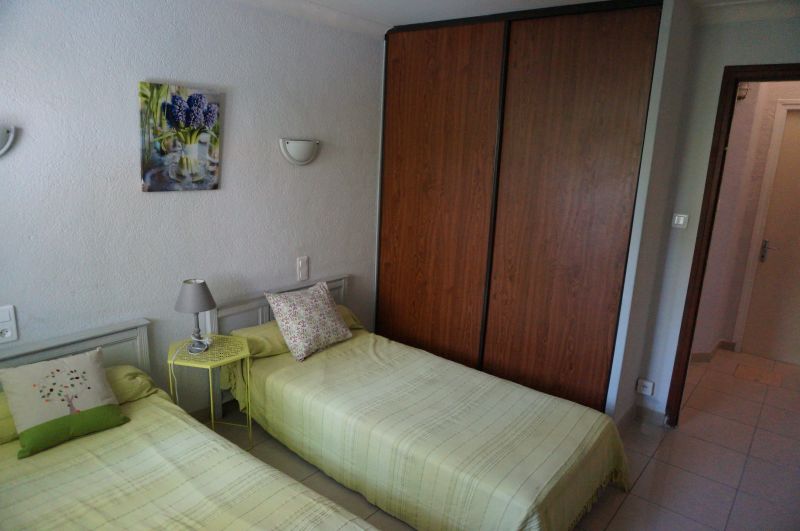 photo 24 Location entre particuliers Canet villa Languedoc-Roussillon Pyrnes-Orientales chambre 3