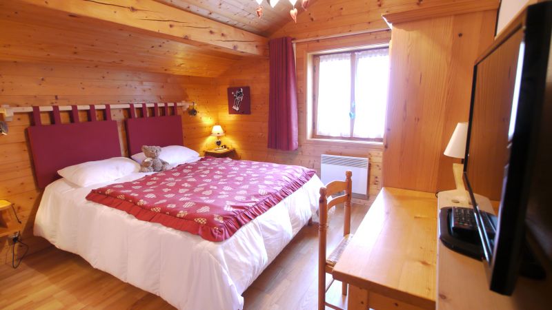 photo 9 Location entre particuliers Les Gets chalet Rhne-Alpes Haute-Savoie chambre 2