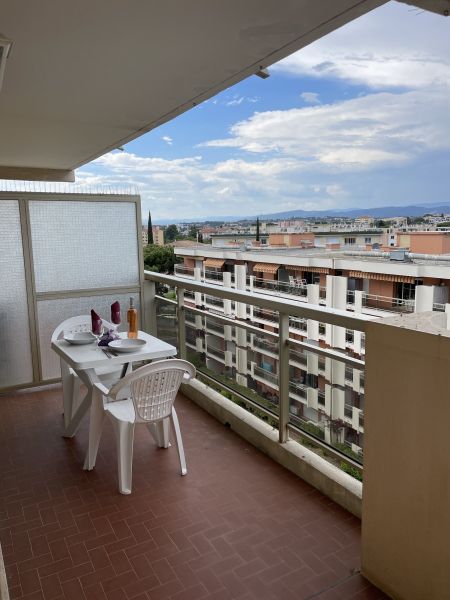 photo 5 Location entre particuliers Saint Raphael appartement Provence-Alpes-Cte d'Azur  Vue du balcon