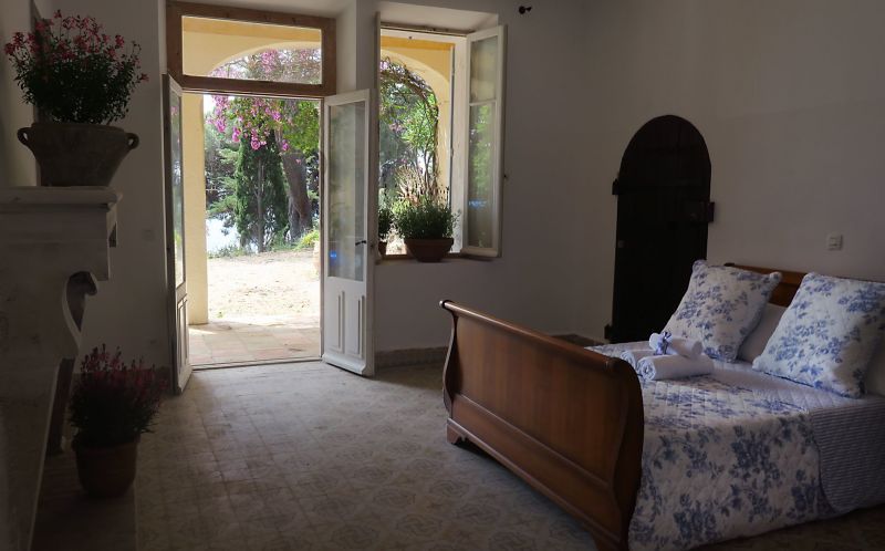 photo 13 Location entre particuliers Le Lavandou villa Provence-Alpes-Cte d'Azur Var chambre 6