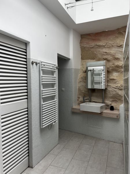 photo 15 Location entre particuliers Bonifacio appartement Corse Corse du Sud salle de bain 2