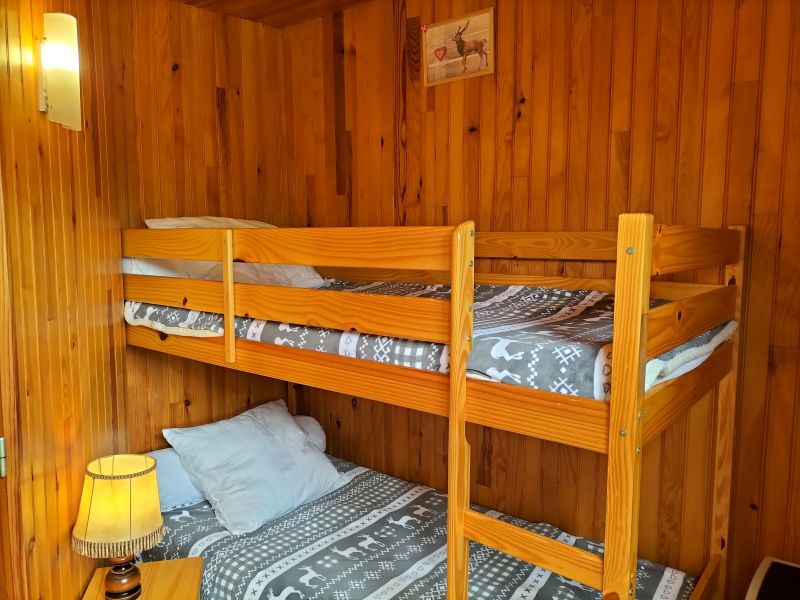 photo 18 Location entre particuliers Noyant chalet Pays de la Loire Maine et Loire chambre 2