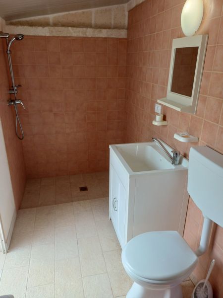 photo 6 Location entre particuliers San Pietro in Bevagna appartement   salle de bain 2