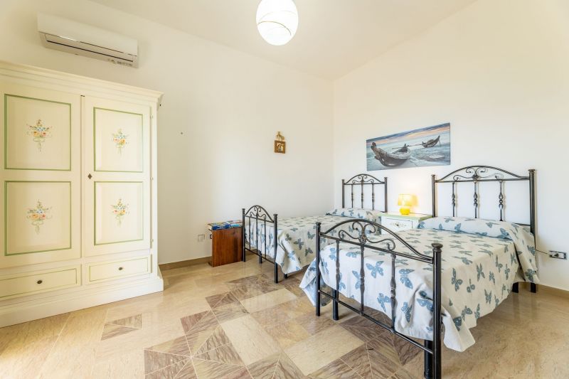 photo 16 Location entre particuliers Torre Suda villa Pouilles Lecce (province de) chambre 2