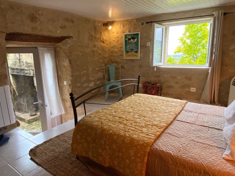 photo 8 Location entre particuliers Saint Emilion chambrehote Aquitaine Gironde chambre 2