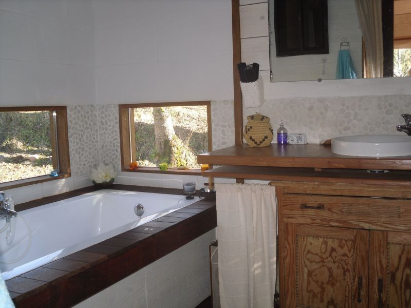 photo 9 Location entre particuliers Quillan chalet Languedoc-Roussillon Aude salle de bain