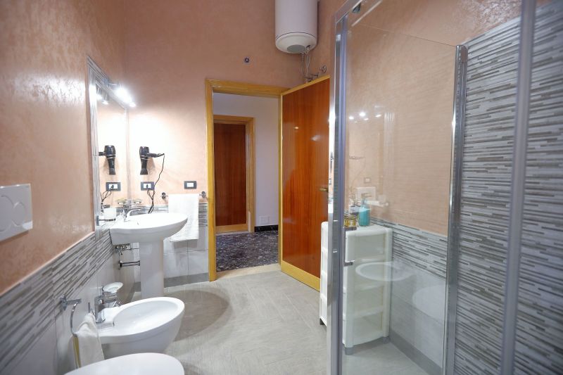 photo 25 Location entre particuliers Avola villa Sicile Syracuse (province de) salle de bain 1