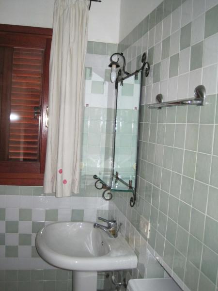 photo 8 Location entre particuliers Golfo Aranci appartement Sardaigne Olbia Tempio (province de) salle de bain 1