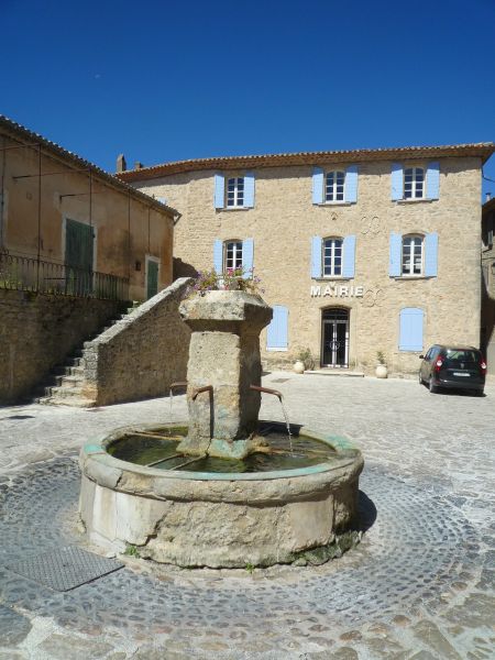 photo 14 Location entre particuliers La Tour d'Aigues gite Provence-Alpes-Cte d'Azur Vaucluse