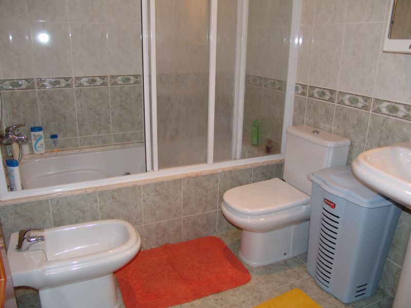 photo 18 Location entre particuliers Benidorm maison Communaut Valencienne Alicante (province de) salle de bain 2