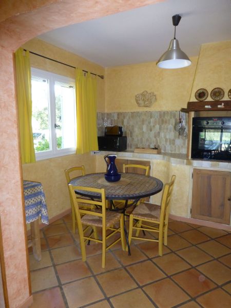 photo 13 Location entre particuliers Entrecasteaux villa Provence-Alpes-Cte d'Azur Var Cuisine indpendante