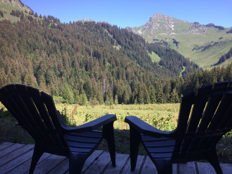 photo 23 Location entre particuliers Praz de Lys Sommand chalet Rhne-Alpes Haute-Savoie Vue de la terrasse