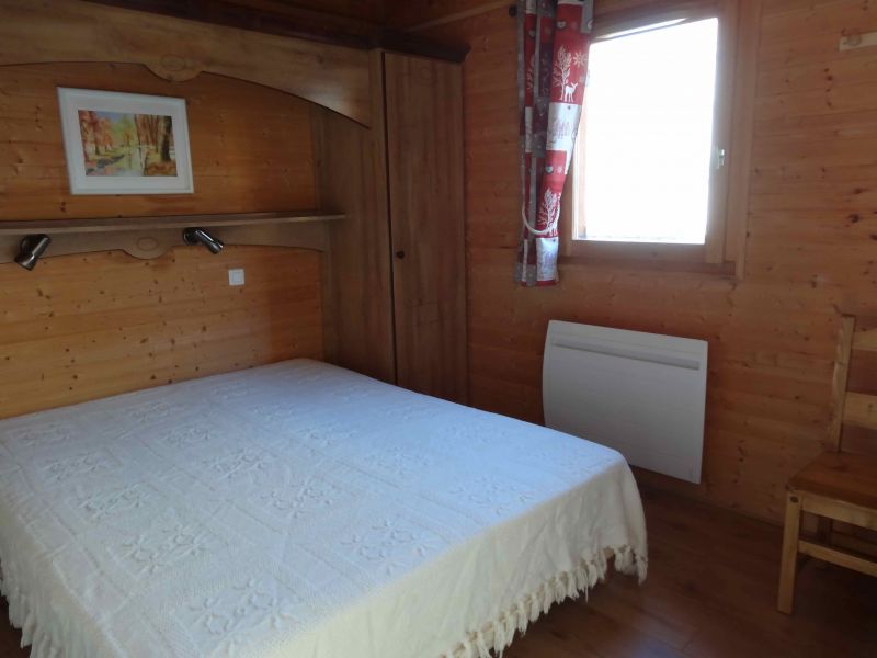 photo 6 Location entre particuliers Saint Franois Longchamp chalet Rhne-Alpes Savoie chambre 1