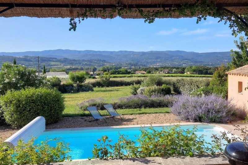 photo 0 Location entre particuliers Apt villa Provence-Alpes-Cte d'Azur Vaucluse Vue depuis la location