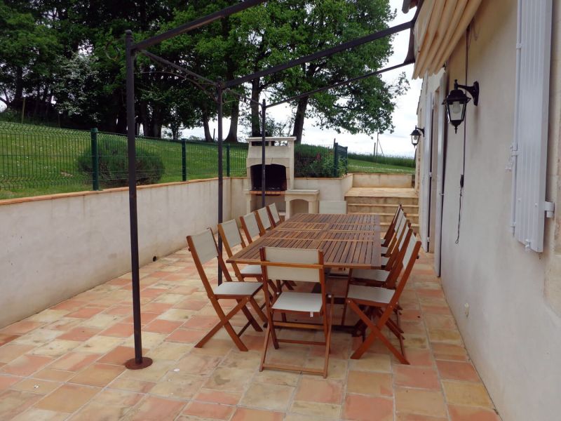 photo 6 Location entre particuliers Rochefort sur Mer gite Poitou-Charentes Charente-Maritime Terrasse 1