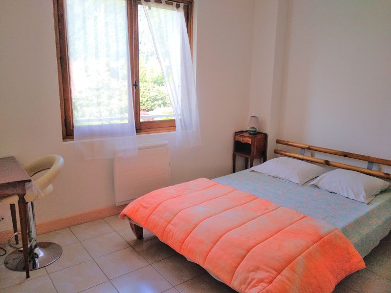 photo 5 Location entre particuliers Annecy appartement Rhne-Alpes Haute-Savoie chambre 3