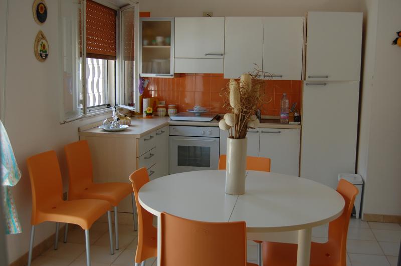 photo 6 Location entre particuliers Santa Croce Camerina appartement Sicile Raguse (province de) Cuisine amricaine