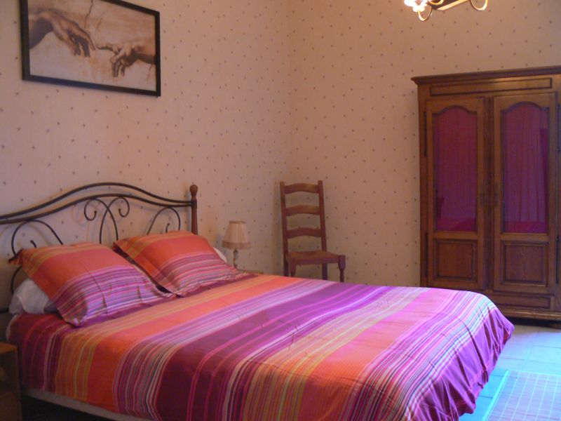 photo 3 Location entre particuliers Saint Emilion gite Aquitaine Gironde chambre 1