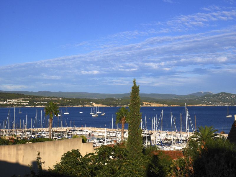 photo 19 Location entre particuliers La Ciotat appartement Provence-Alpes-Cte d'Azur Bouches du Rhne Vue de la terrasse