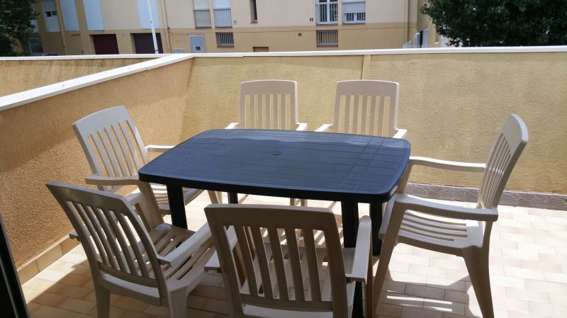 photo 1 Location entre particuliers Valras-Plage appartement Languedoc-Roussillon Hrault Terrasse 1