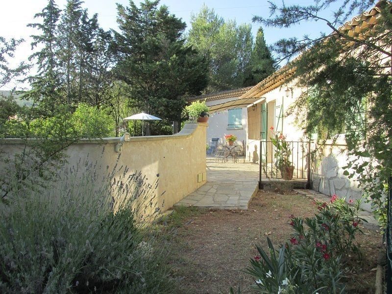 photo 2 Location entre particuliers Alleins maison Provence-Alpes-Cte d'Azur Bouches du Rhne Entre