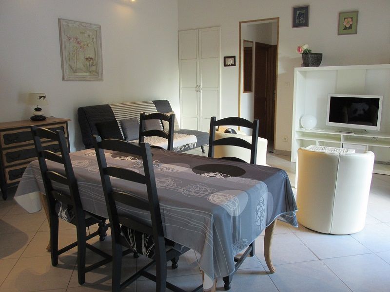 photo 6 Location entre particuliers Alleins maison Provence-Alpes-Cte d'Azur Bouches du Rhne