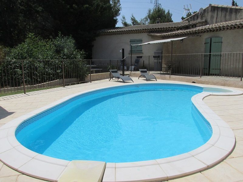 photo 14 Location entre particuliers Alleins maison Provence-Alpes-Cte d'Azur Bouches du Rhne Piscine