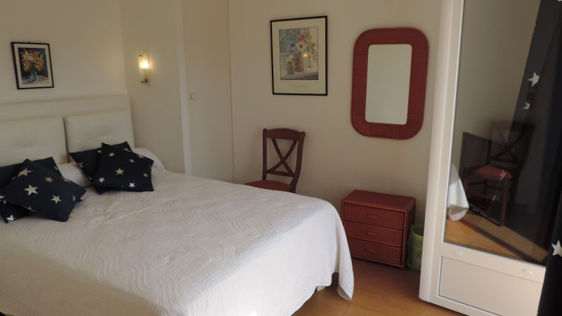 photo 16 Location entre particuliers Les Issambres appartement Provence-Alpes-Cte d'Azur Var chambre 1