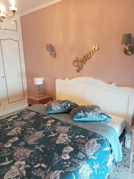 photo 27 Location entre particuliers Menton appartement Provence-Alpes-Cte d'Azur Alpes-Maritimes chambre 1