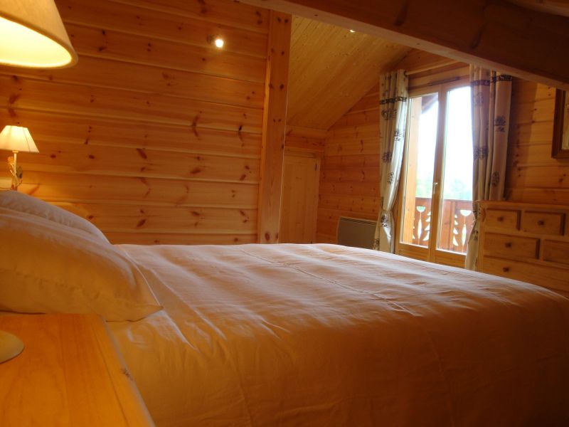 photo 5 Location entre particuliers Samons chalet Rhne-Alpes  chambre 1