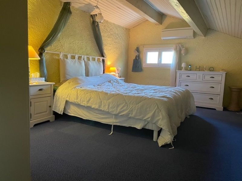 photo 5 Location entre particuliers Saint Rmy de Provence villa Provence-Alpes-Cte d'Azur Bouches du Rhne chambre 4