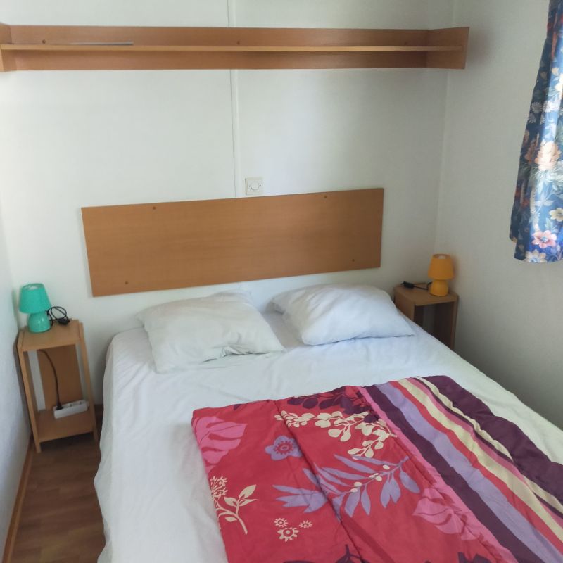 photo 2 Location entre particuliers La Cotinire mobilhome Poitou-Charentes Charente-Maritime chambre